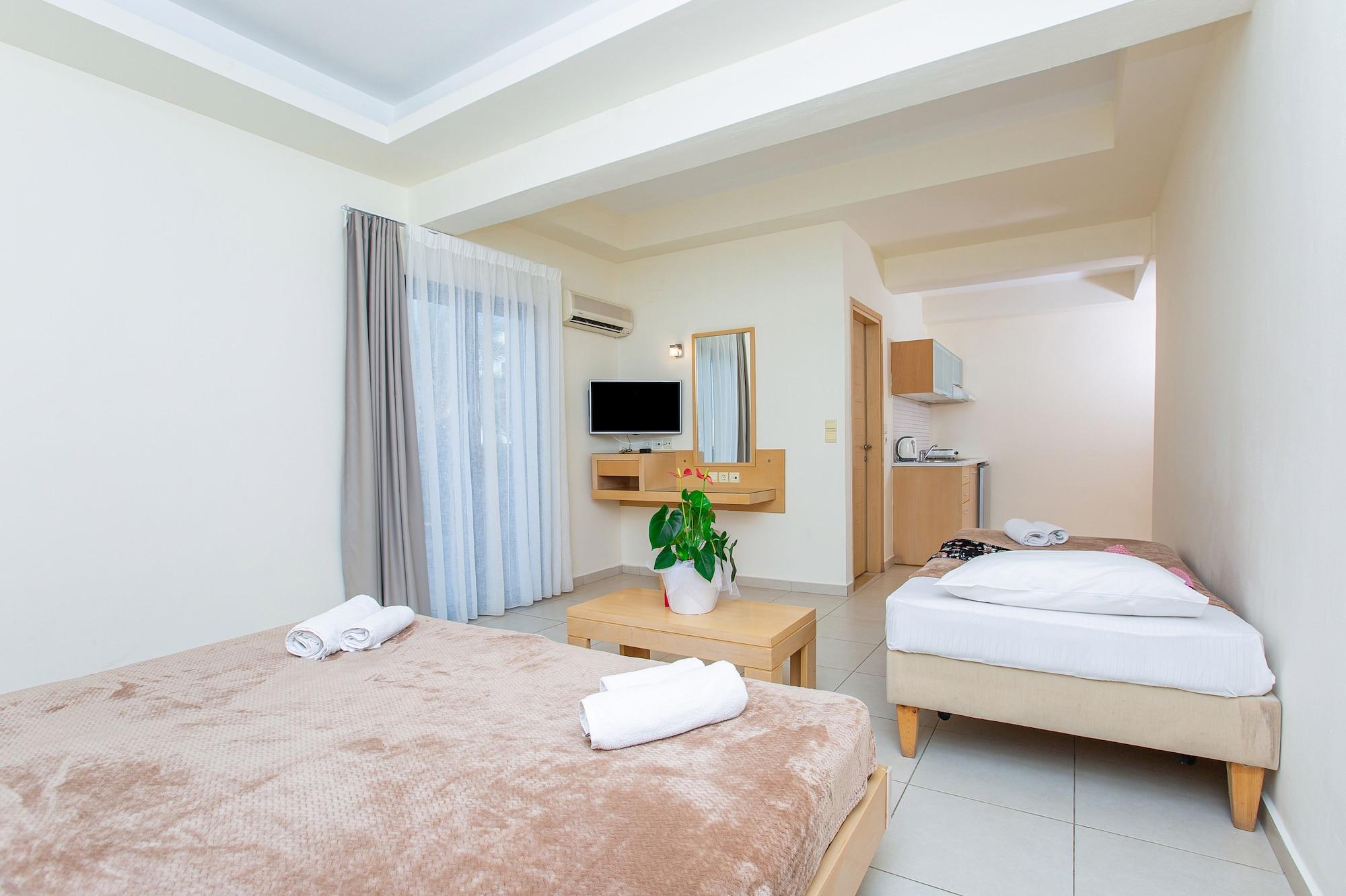 Hermes Hotel Malia Экстерьер фото