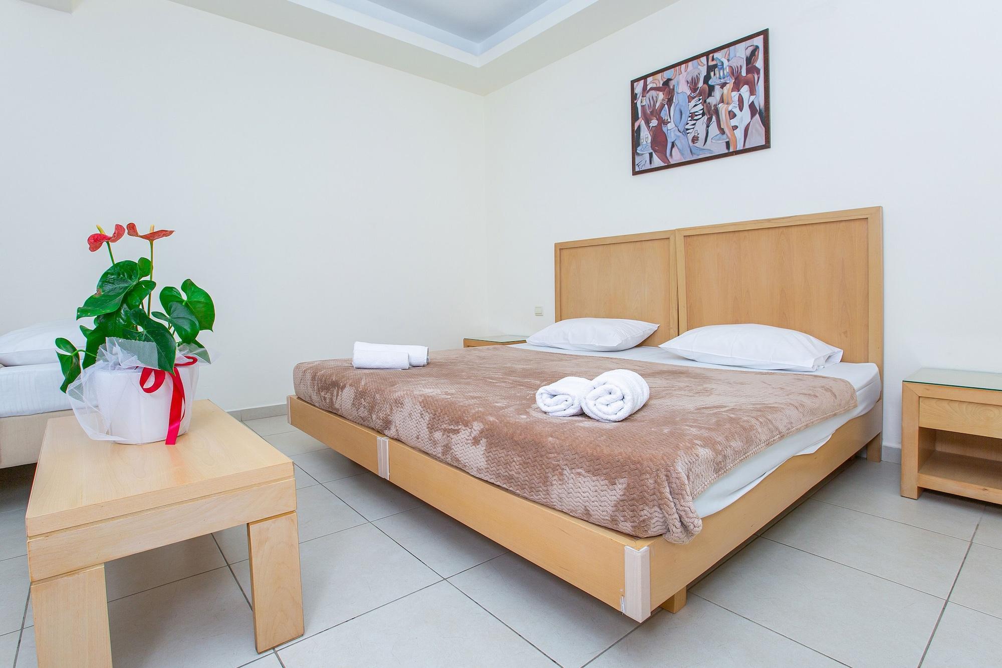 Hermes Hotel Malia Экстерьер фото