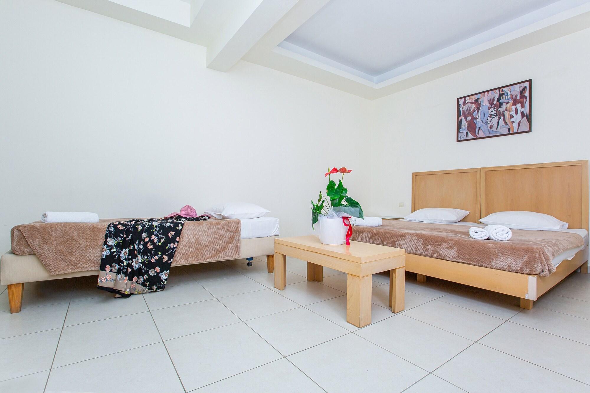 Hermes Hotel Malia Экстерьер фото