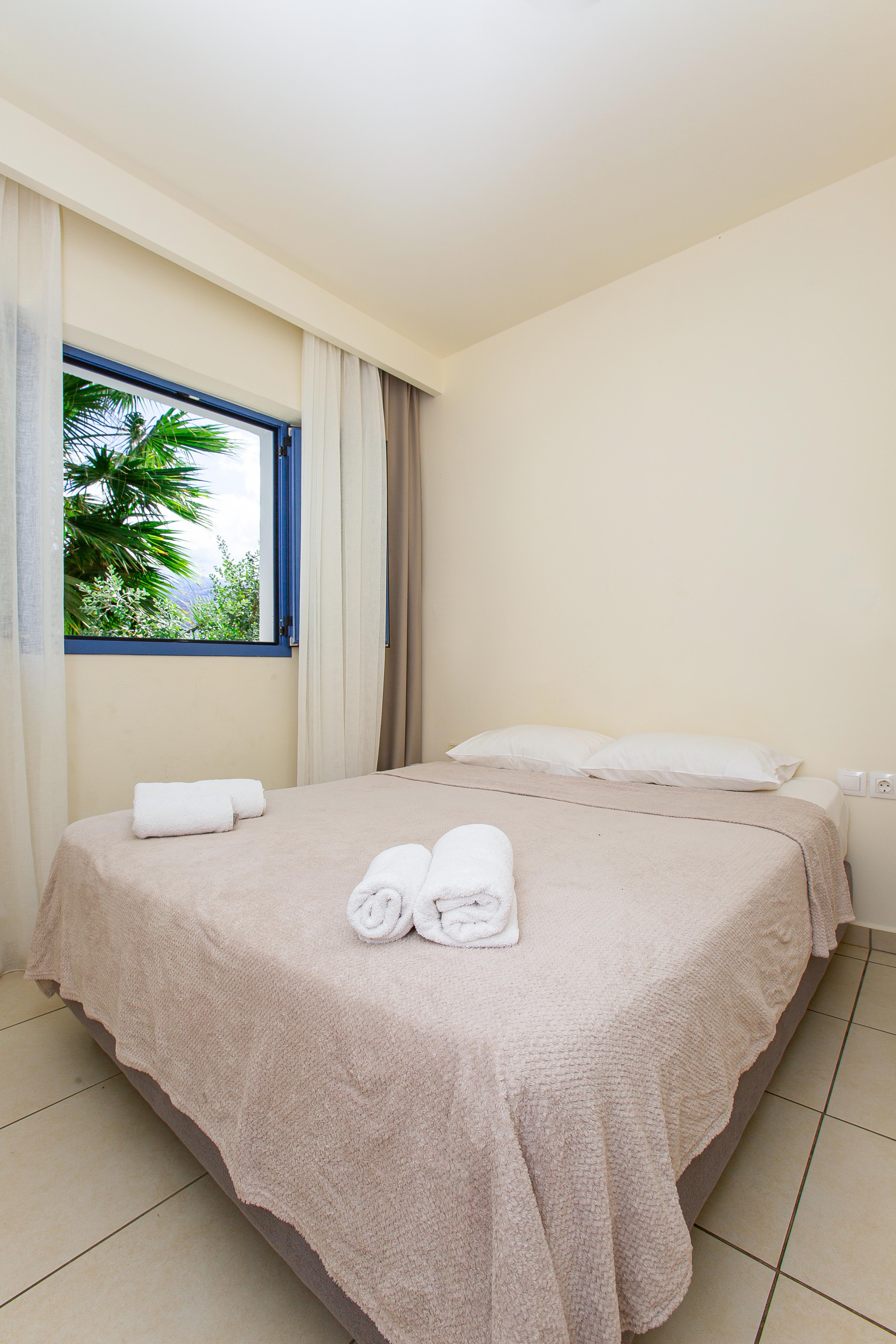 Hermes Hotel Malia Экстерьер фото