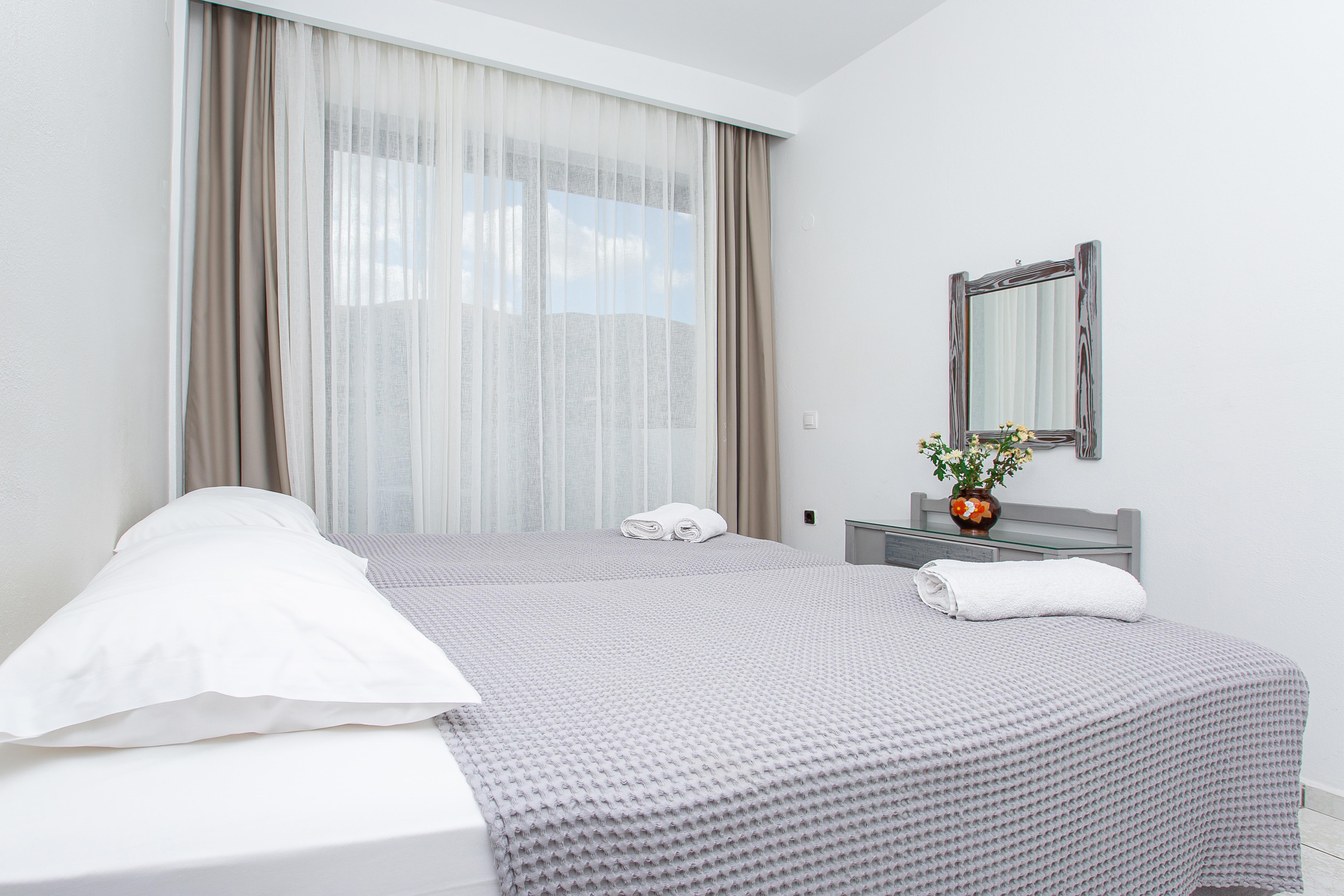 Hermes Hotel Malia Экстерьер фото