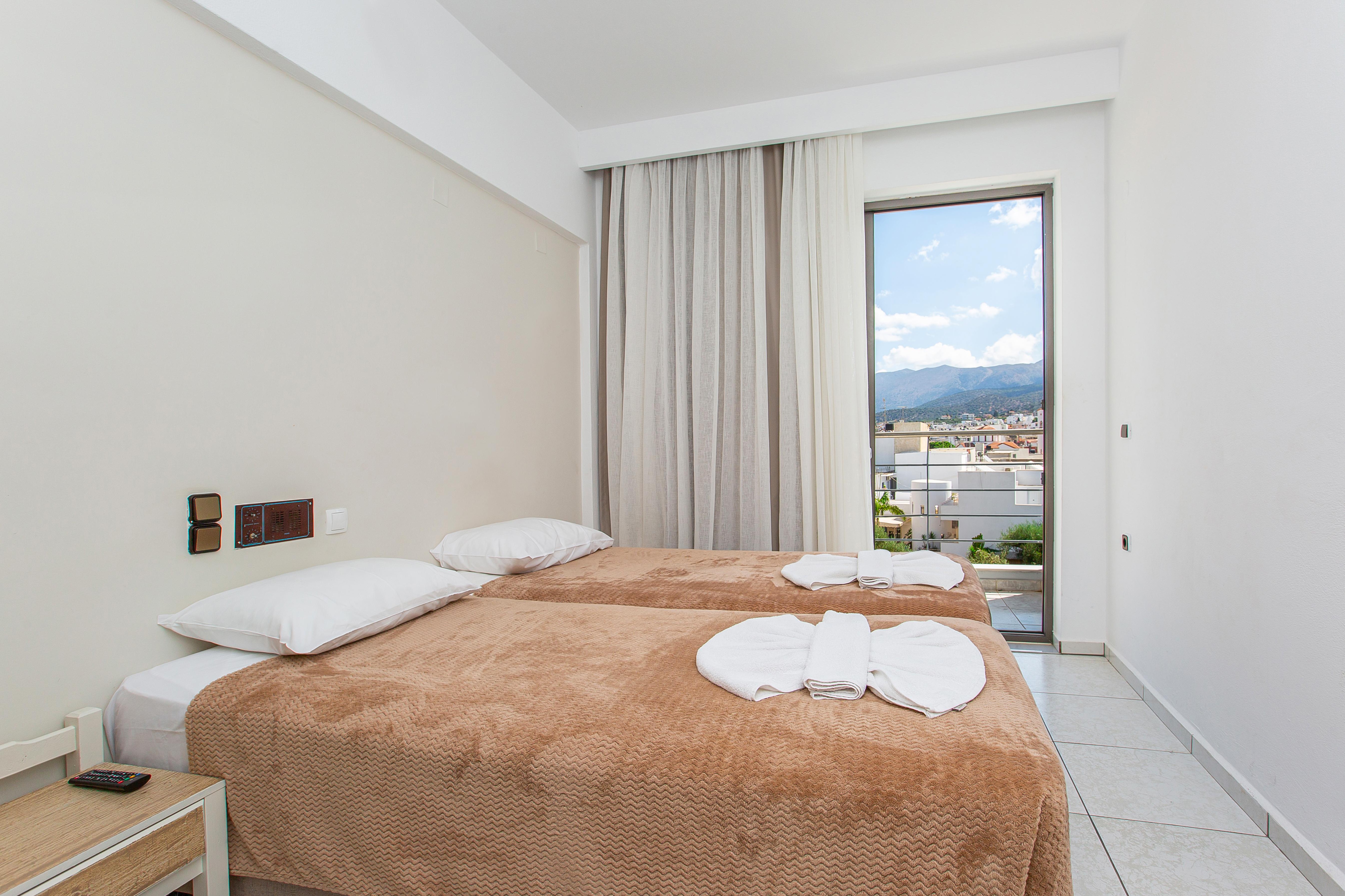 Hermes Hotel Malia Экстерьер фото