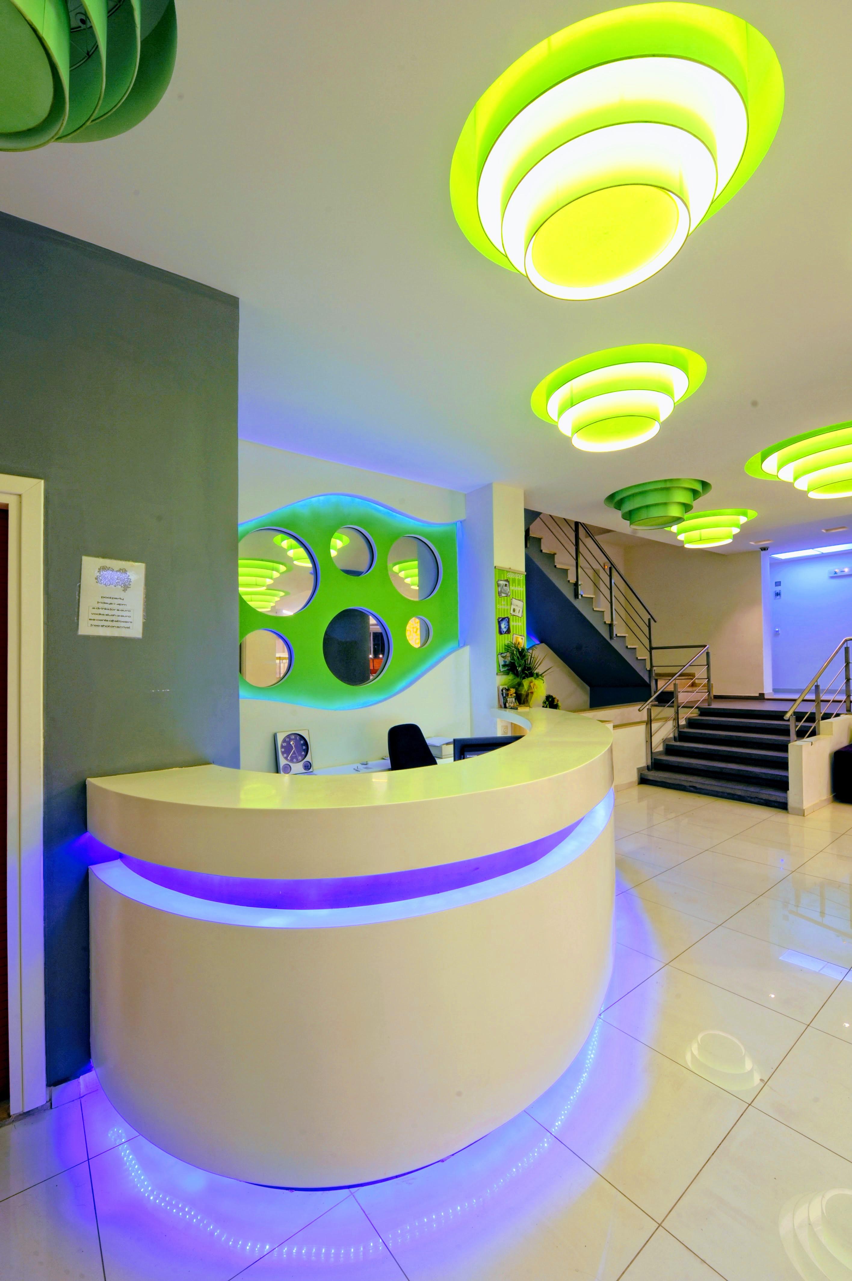Hermes Hotel Malia Экстерьер фото