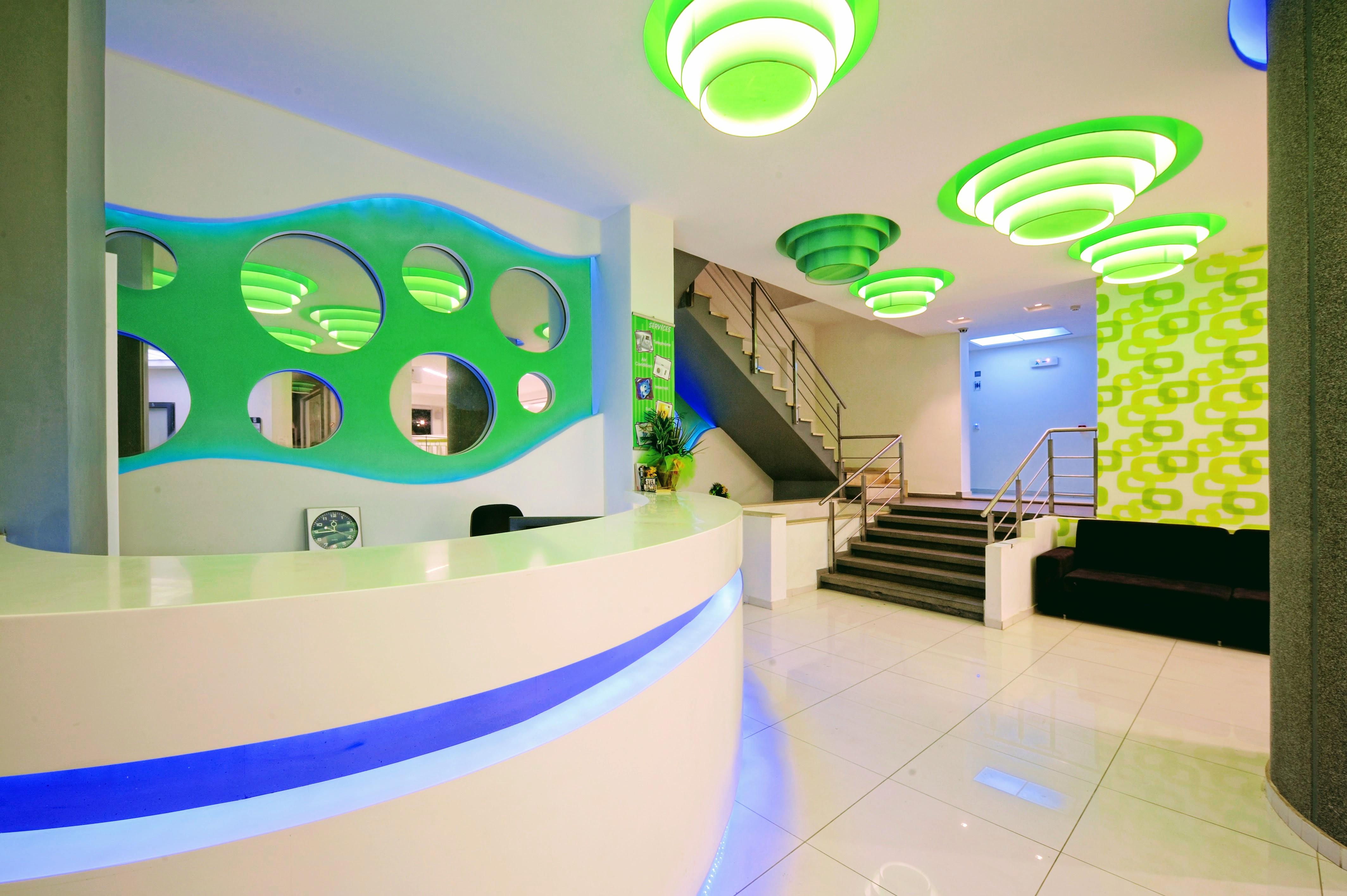 Hermes Hotel Malia Экстерьер фото