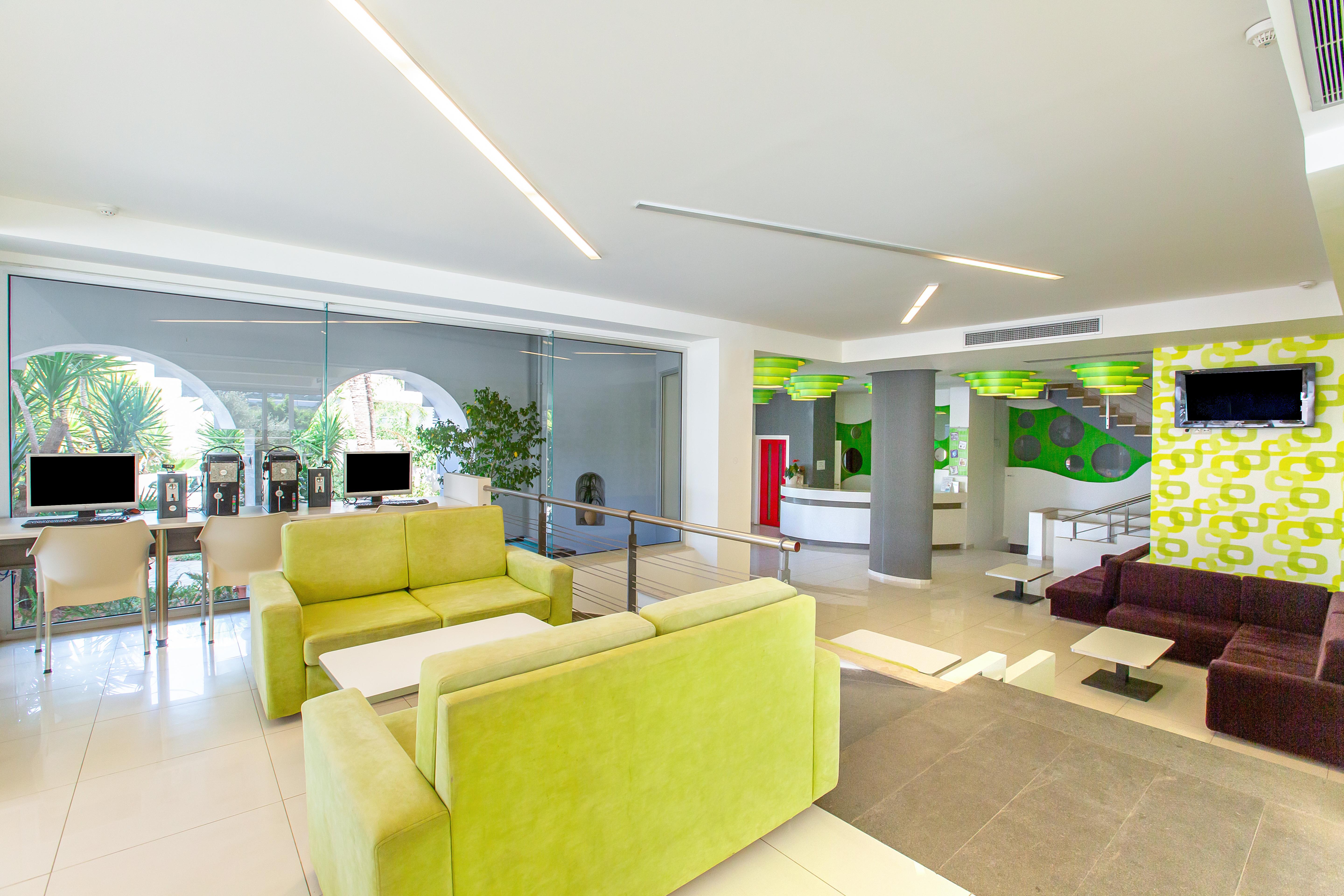 Hermes Hotel Malia Экстерьер фото
